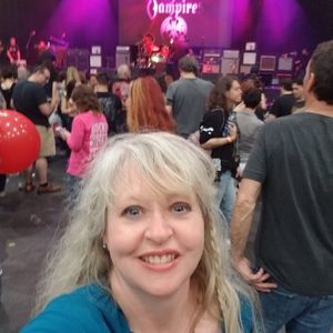 Meet your Posher, Donna